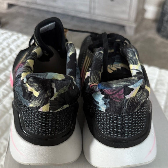 adidas EQ21 Run Women's Athletic Shoes - Black and Pink NWT - Picture 4 of 6